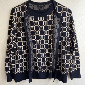 Ann Taylor TWO PIECE SET Geometrical Pattern Top and Matching Sweater Super Soft